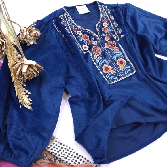 Tops - New Bohera Embroidered Blue Blouse Sz L